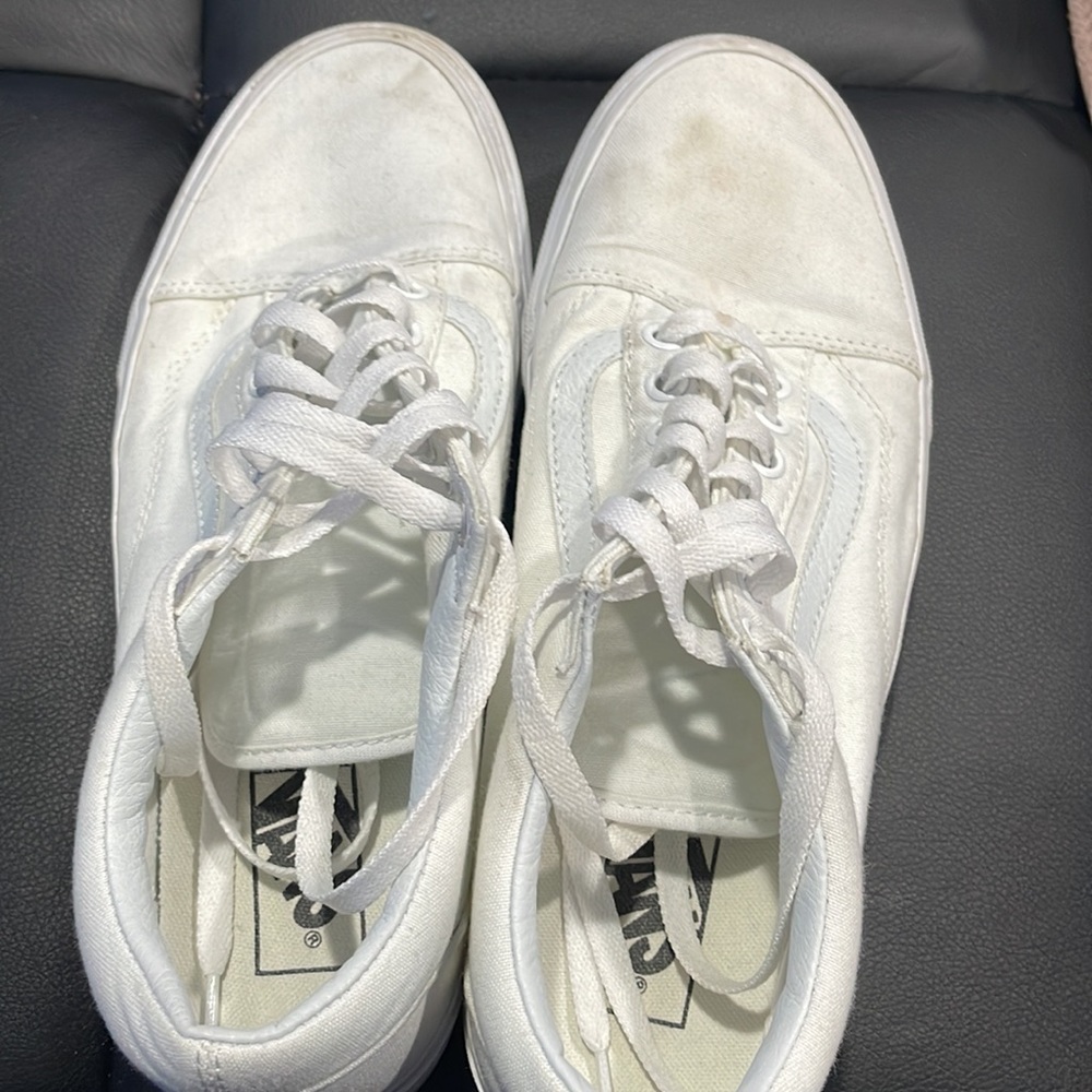 Vans - Picture 4 of 7